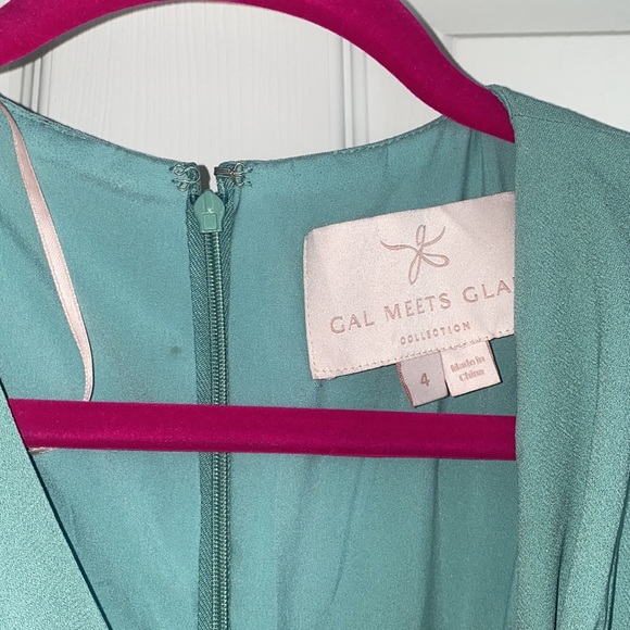 Gal Meets Glam Dress - Picture 3 of 5